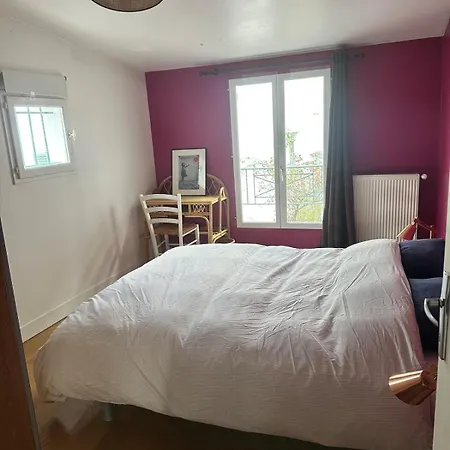 Petite Maison Calme Dans Un Jardin Holiday home